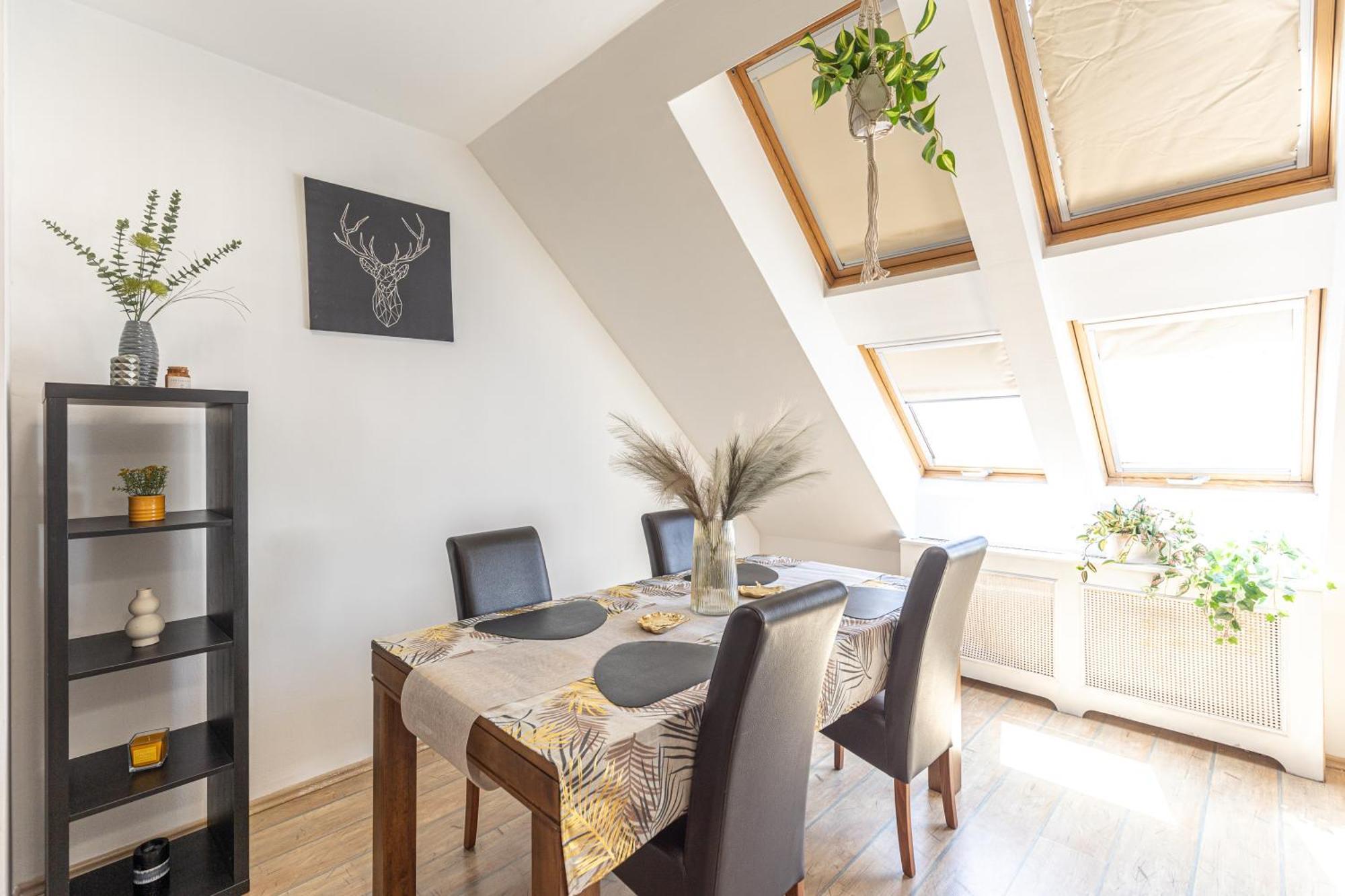 Apartment Gozsdu White Raven 504 With Free Underground Parking