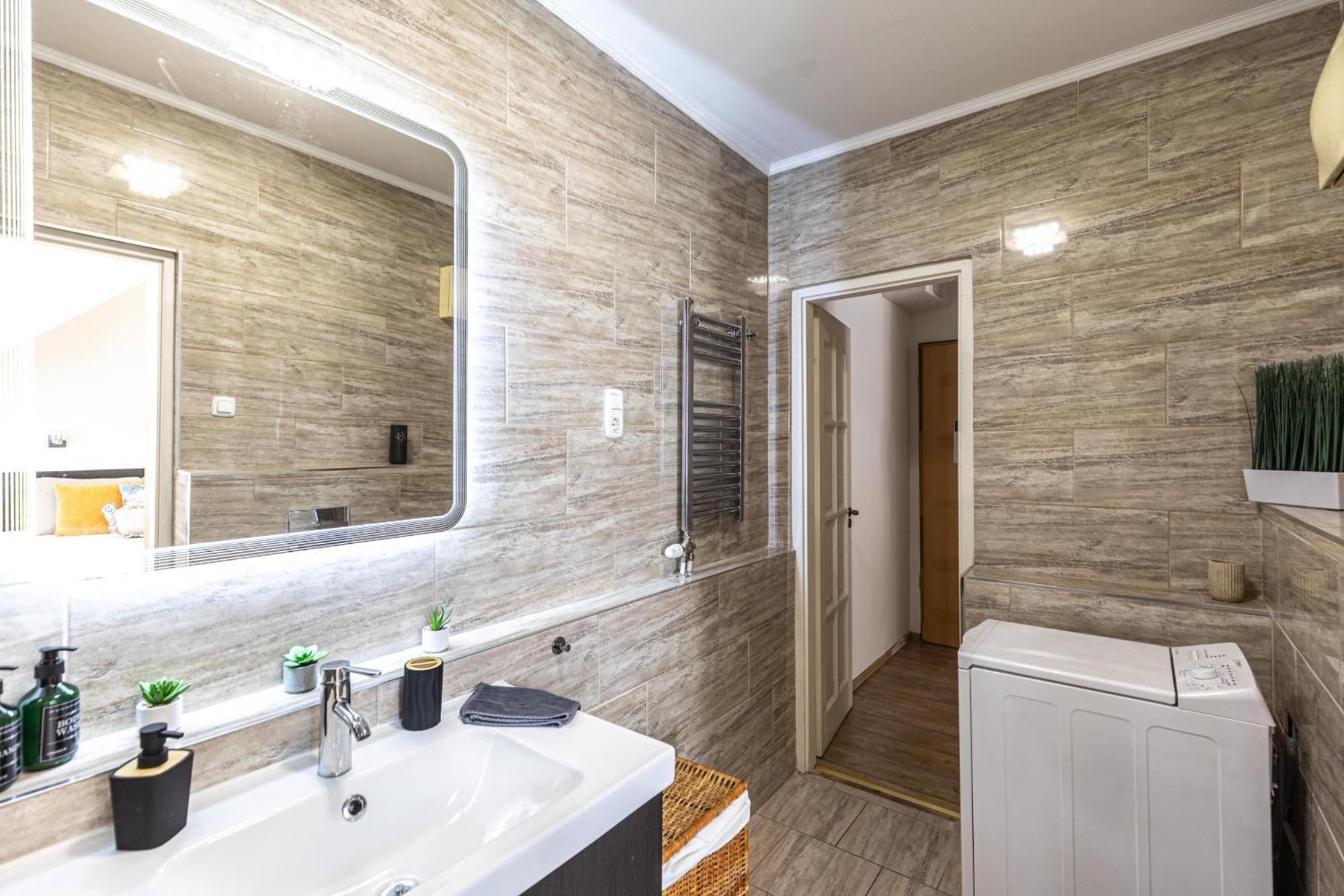 Apartment Gozsdu White Raven 504 With Free Underground Parking Budapest